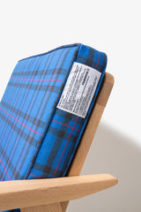 A Store Robot FABRICK KARIMOKU HIZIKAKE BLUE