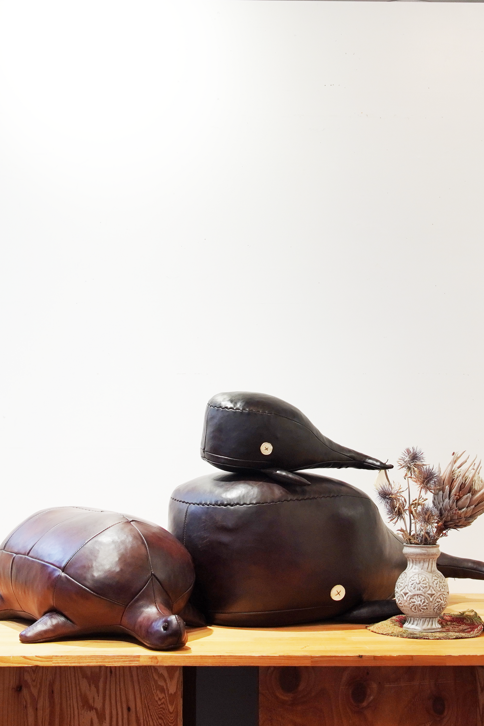 OMERSA VINTAGE WHALE MEDIUM – SwTRAS