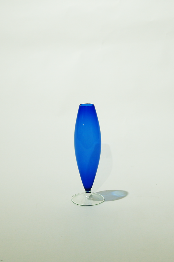LIGHT GLASS VASE NR-587　Lauscha VINTAGE FLOWERVASE