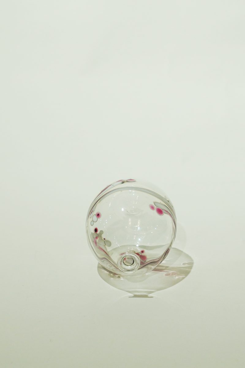 LIGHT GLASS-83  NR-KR-388　Lauscha VINTAGE FLOWERVASE