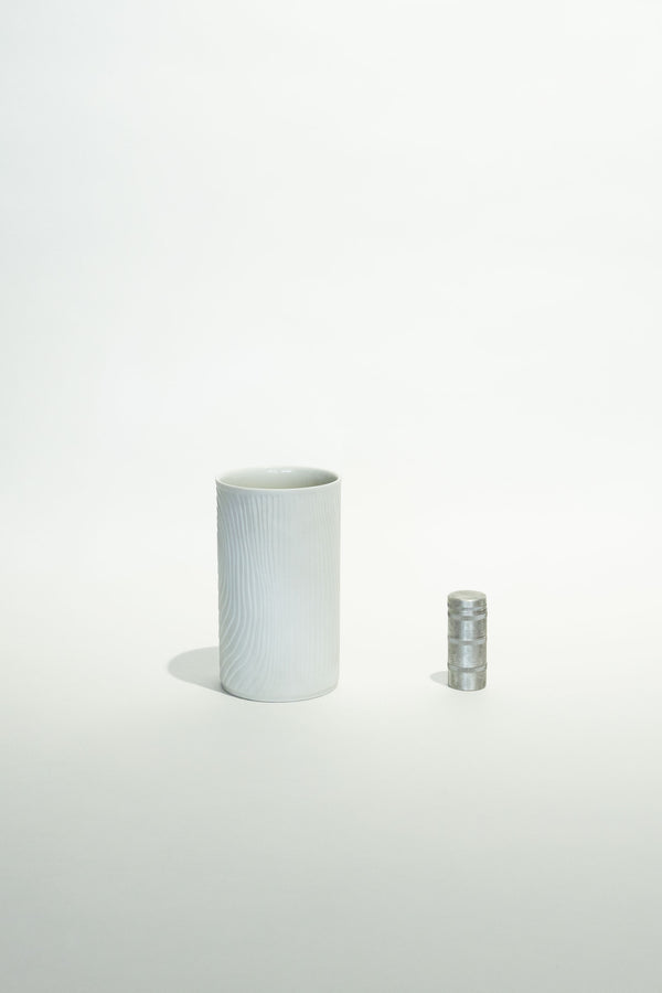 PORCELAIN VASE - 27 VINTAGE OP ART VASE