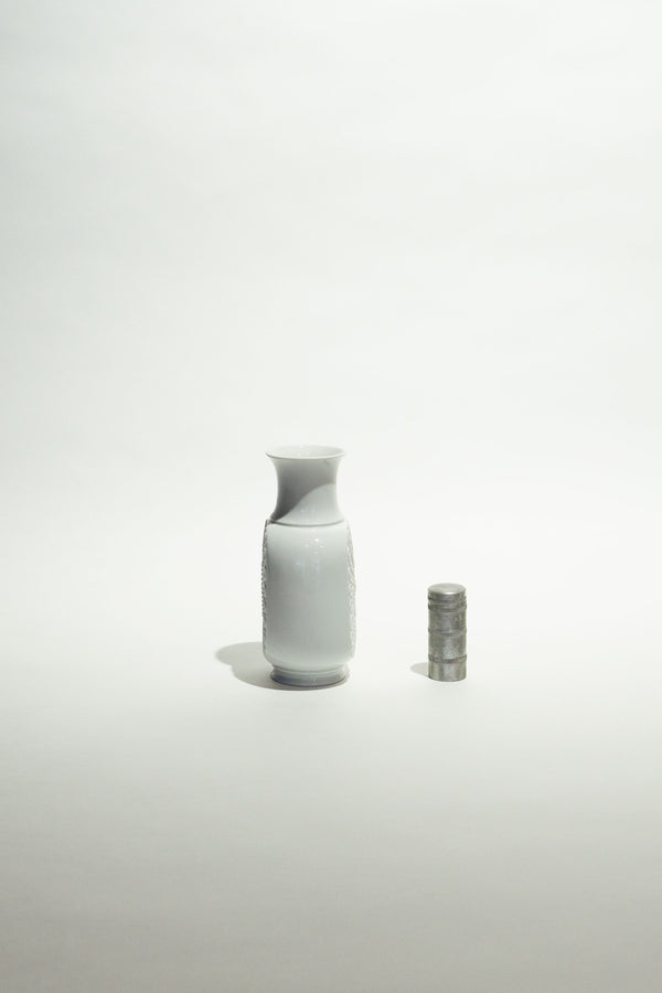 PORCELAIN VASE - 7 VINTAGE OP ART VASE