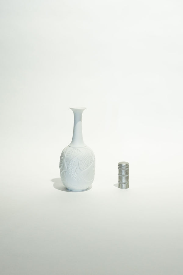 PORCELAIN VASE - 4 VINTAGE OP ART VASE