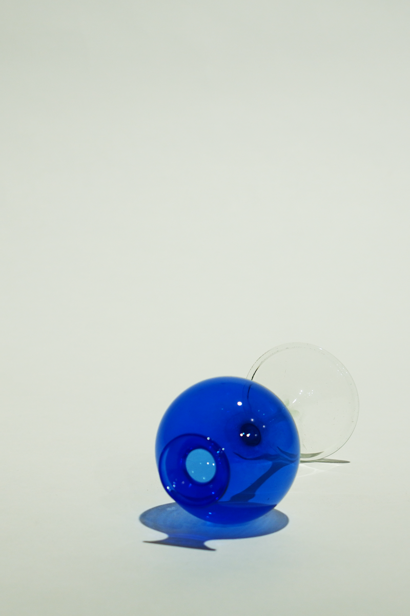 LIGHT GLASS VASE-57 NR-KR-362　Lauscha(ラウシャ）吹きガラスフラワーベース