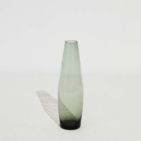 VINTAGE FLOWER VASE – SwTRAS