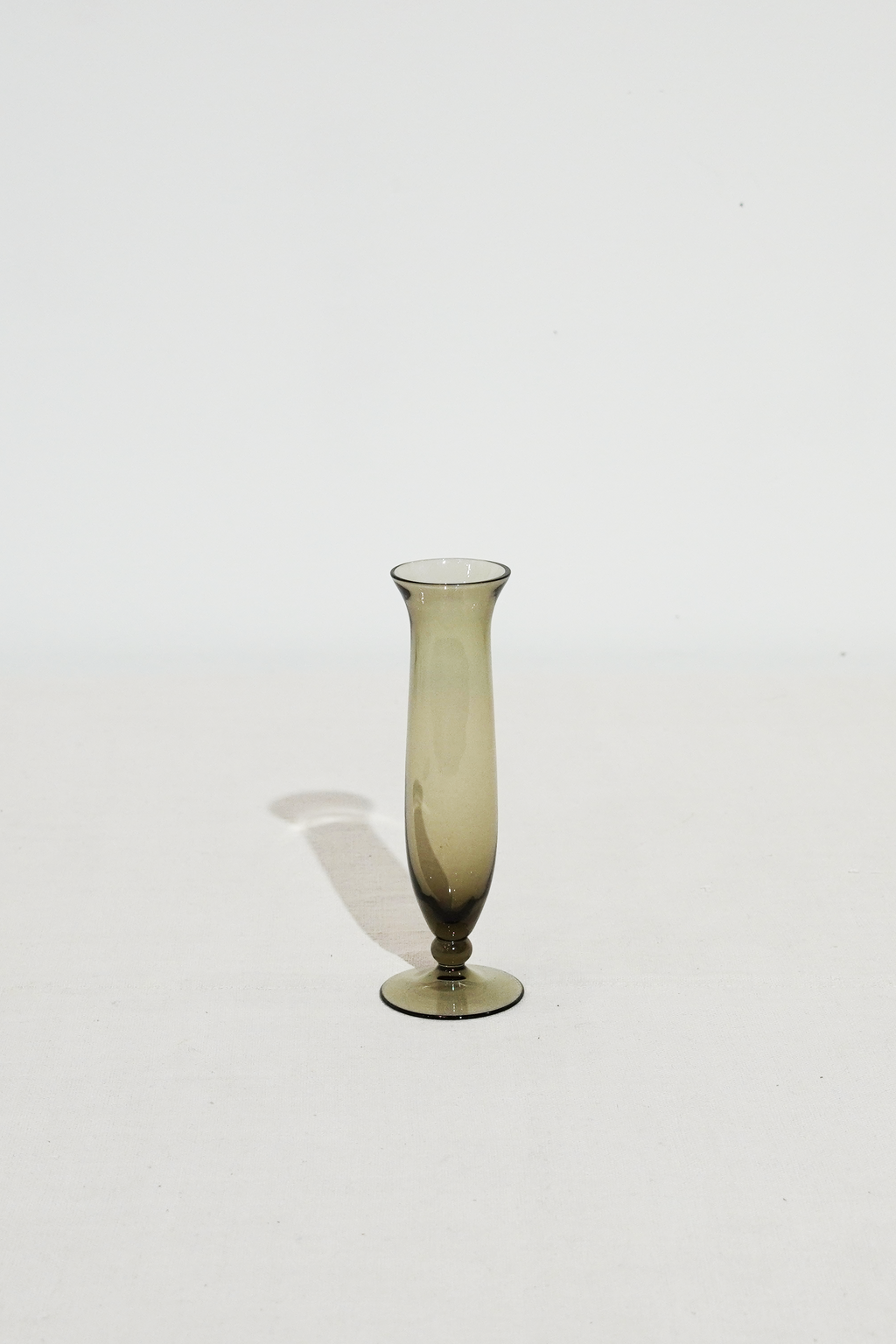 Vintage Glass Flower Vase ヴィンテージ ガラスベース [ウィルヘルム