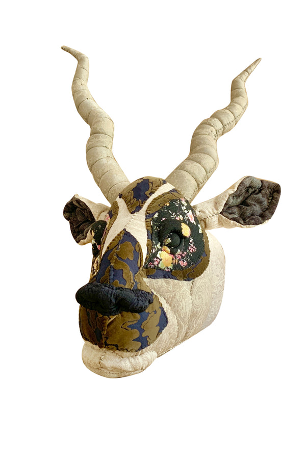 yuya inagawahandmade BLACK BUCK  doll object　ハンドメイド　ブラックバック-pre