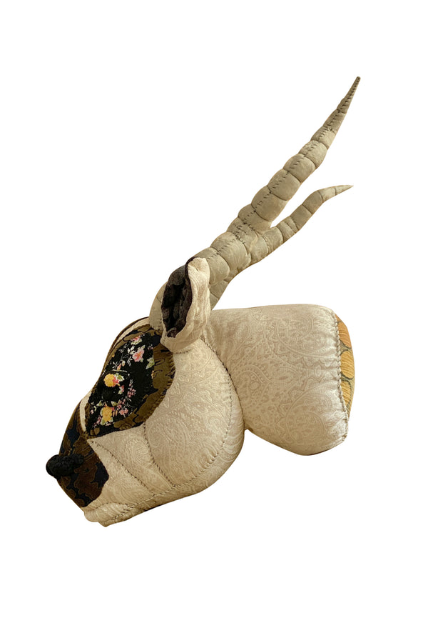 yuya inagawahandmade BLACK BUCK  doll object　ハンドメイド　ブラックバック-pre