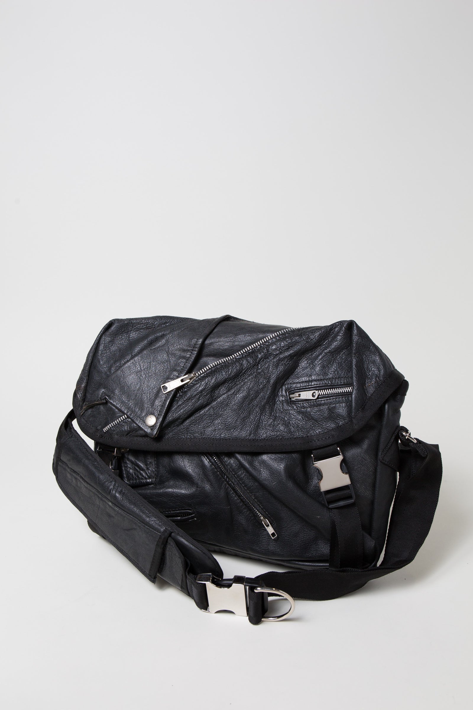 1982114251 Riders Messenger Bag BLACK – SwTRAS