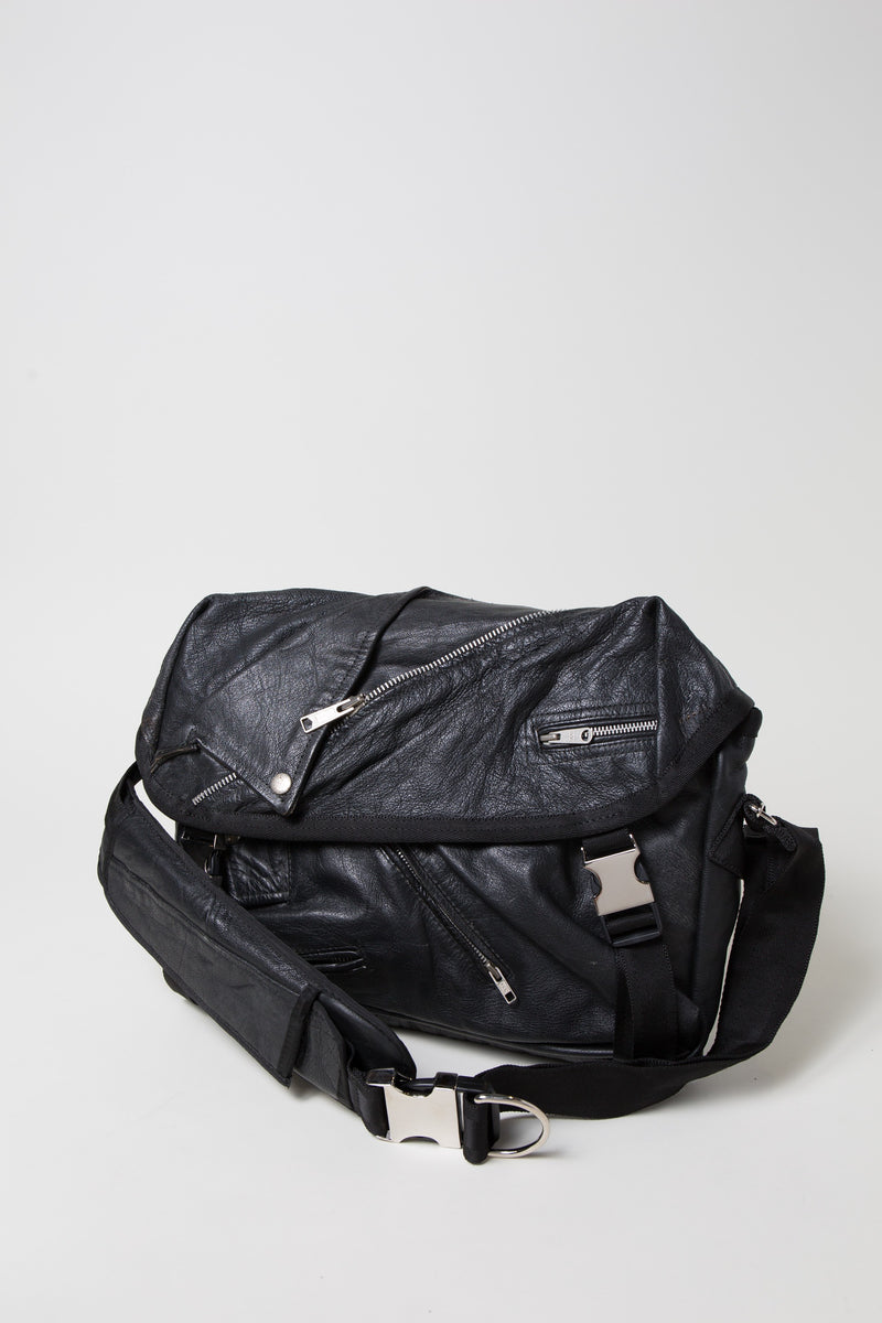 1982114251 Riders Messenger Bag BLACK